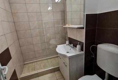 Garsonieră decomandată în Central - 4