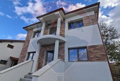 Casa semifinisata cu 4 camere de vanzare in Dezmir - COMISION 0% Casa semifinisata cu 4 camere de vanzare in Dezmir - COMISION 0% - 2