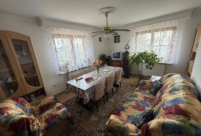 Casă cu 4 camere în Mărăcineni - 5