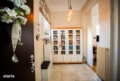 Apartament cu 3 camere în Mărăști