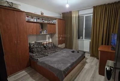 Apartament cu 4 camere semidecomandat, mobilat în Apărătorii Patriei - 3