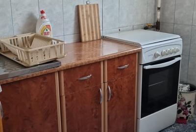 Garsonieră semidecomandată în Titan