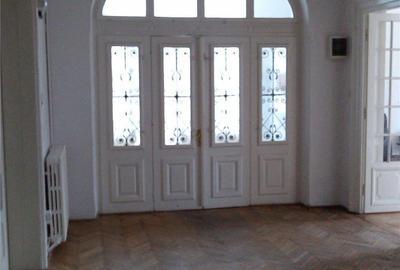 Casă cu 10 camere cu Teren 335 Mp în Cișmigiu - 4