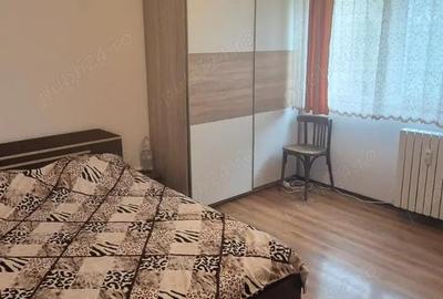 Apartament 2 camere transformat in 3 camere, zona Biserica Noua, decomandat, etaj 3 - 3