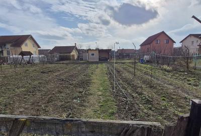 Teren de 794 mp, în Exterior Vest - 1