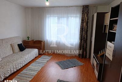 Casă cu 6 camere cu Teren 2300 Mp în Pomezeu - 4