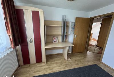 Apartament cu 3 camere în Cetate - 10