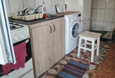 Vand casa la tara - 14