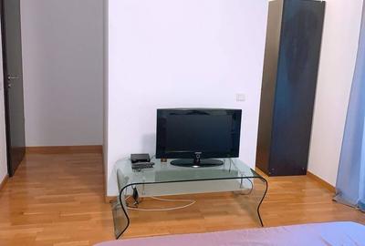 Apartament cu 3 camere decomandat în Berceni - 4