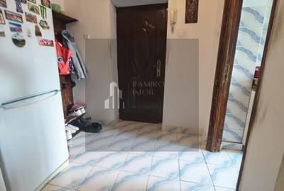 Apartament cu 3 camere decomandat în Alexandru Obregia - 2