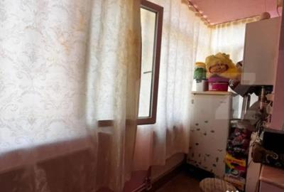 Apartament cu 3 camere semidecomandat în Micro 16 - 11