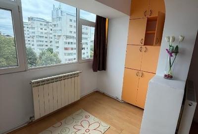 Apartament 2 camere + 2 balcoane + dressing , Strada Traian - 5