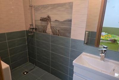 Casă cu 4 camere cu Canalizare în Sud - 10