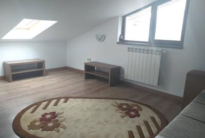 Garsonieră semidecomandată în Gară - 1