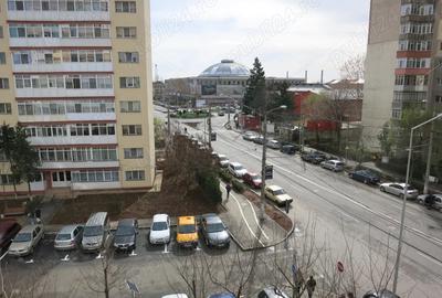 Inchiriez apartament 2 camere Micro 6 Pavcom - 1