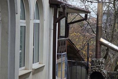 Casă cu 4 camere în Central - 5