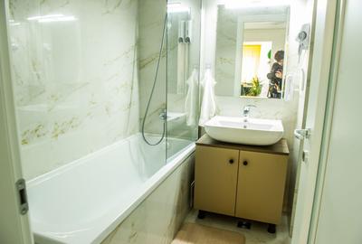 Apartament cu 2 camere decomandat în Central - 2