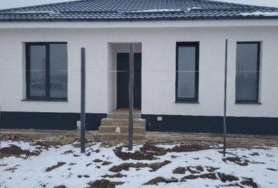 Casă cu 4 camere în Vârteju - 10