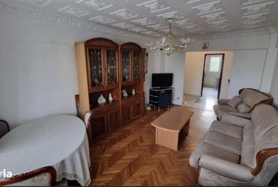 Apartament cu 4 camere decomandat în Pantelimon - 11