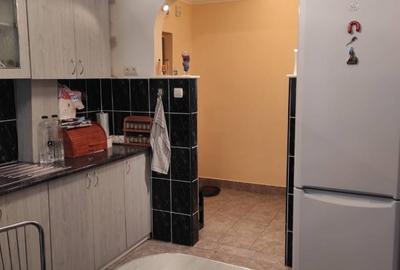 Apartament 4 camere, decomandat, etajul 2/4, Radauti - 6