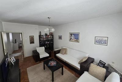 Vanzare apartament de doua camere zona Obor - 3