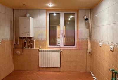Vanzare apartament 3 camere in zona Ozana - 4