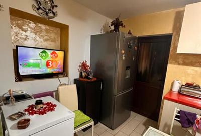 Casă cu 4 camere cu Canalizare în Coiciu