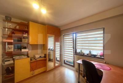 Apartament cu 2 camere decomandat în Zorilor