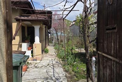 Casă cu 4 camere cu Teren 432 Mp în Central