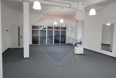 Spațiu comercial, de 71.690002441406 mp, în Florești - 4
