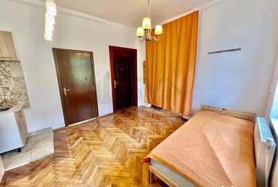Casă cu 5 camere cu Canalizare în Universitate - 8