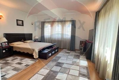 Casă individuală cu 8 camere cu Teren 843 Mp în 1 Decembrie - 11