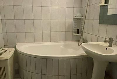 Apartament cu 3 camere semidecomandat în Colentina - 3