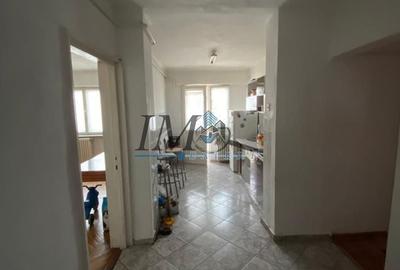 Apartament cu 4 camere în Cetate - 2