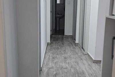 Apartament cu 4 camere decomandat în Central - 1