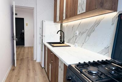 Garsonieră decomandată în Titan - 2