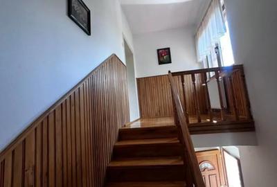 Casă cu 5 camere cu Teren 936 Mp în Central - 14