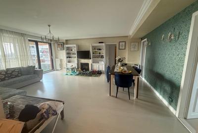 Apartament cu 4 camere decomandat, mobilat în Barbu Văcărescu