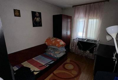 Apartament cu 4 camere decomandat în Văcăresti - 8