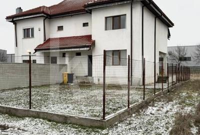 Duplex cu 4 camere cu Teren 270 Mp în Cârcea - 14