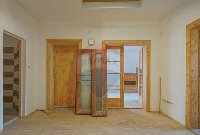 Apartament cu 3 camere de vanzare in zona Brasovul Vechi - 5