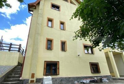 Casa cu potential turistic, 380 mp, FUNDATA - 28