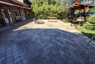 Casa individuala cu 8 camere si teren de 832 mp de vanzare, zona Girocului - 33