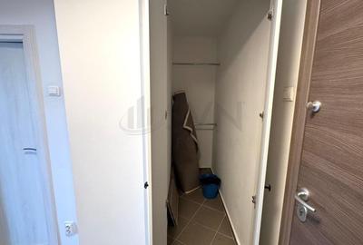 Apartament cu 1 camere decomandat, mobilat în P-ța Victoriei - 8