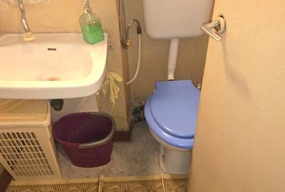 Apartament cu 3 camere decomandat în 22 Decembrie - 3