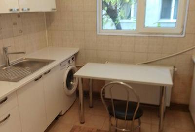 Apartament cu 3 camere semidecomandat în Titulescu - 1