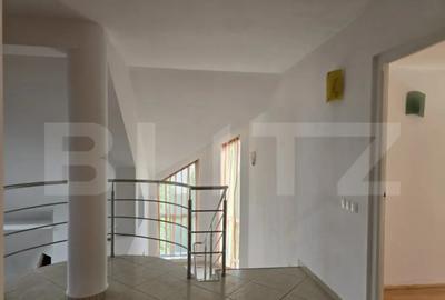 Casă cu 7 camere cu Teren 1535 Mp în Vetiș - 14