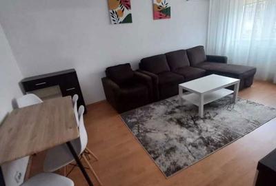 Apartament cu 2 camere decomandat în 1 Mai - 1