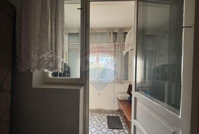 Ap. cu 3 camere, et.4, str. Feleac 1A - 4