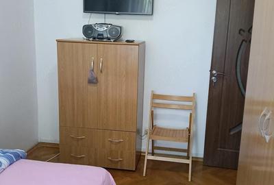 Apartament cu 3 camere semidecomandat în Central - 2